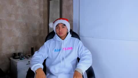 Snapshot of muichiro_tokito1 chatting on 01/01/25, 06:47 muichiro tokito1 online show from 01/01/25, 06:47