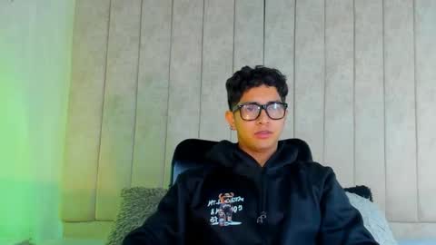 Snapshot of muichiro_tokito1 chatting on 01/20/25, 04:32 muichiro tokito1 online show from 01/20/25, 04:32