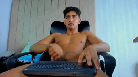 Snapshot of muichiro_tokito1 chatting on 02/13/25, 09:41 muichiro tokito1 online show from 02/13/25, 09:41