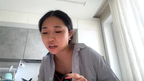 Mia online show from 03/16/26, 03:34