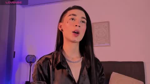 Snapshot of mulan_sheng69 chatting on 10/20/25, 09:59 Mulan Sheng next broadcast December 4 online show from 10/20/25, 09:59