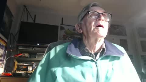 Snapshot of mulldoon1950 chatting on 09/14/25, 06:01 mulldoon1950 online show from 09/14/25, 06:01