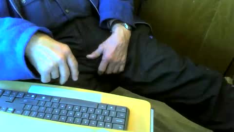 Snapshot of muller520 chatting on 04/29/26, 04:55 muller520 online show from 04/29/26, 04:55