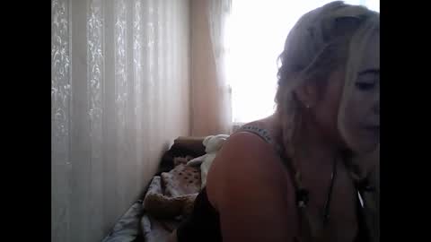 Snapshot of multiply_orgazm chatting on 02/09/25, 10:31 Multiply orgazm online show from 02/09/25, 10:31