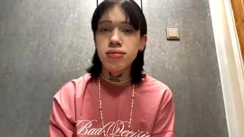 Polik online show from 11/17/25, 10:04