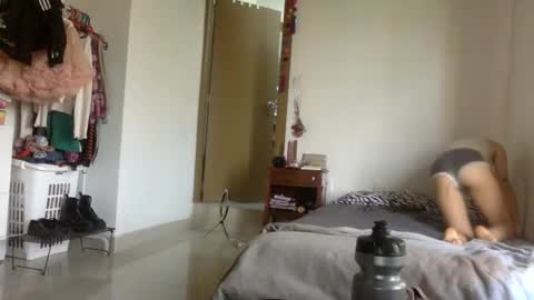 Snapshot of munchi_ chatting on 12/11/24, 12:02   online show from 12/11/24, 12:02