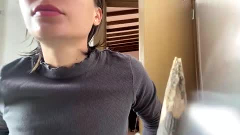 Snapshot of munchi_ chatting on 12/22/24, 08:58   online show from 12/22/24, 08:58