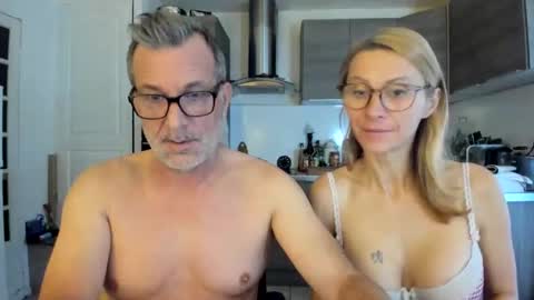 Snapshot of munishpunish chatting on 12/03/25, 09:07 LOVELY JULIA Peter DAY online show from 12/03/25, 09:07