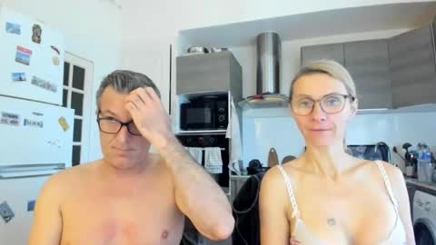 LOVELY JULIA  Peter DAY online show from 12/21/25, 08:43