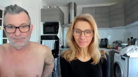 LOVELY JULIA  Peter DAY online show from 02/05/26, 09:14