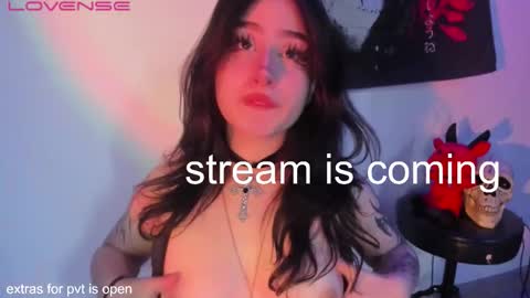 Snapshot of murasaki_doll chatting on 11/20/25, 01:39 kimi- independent model online show from 11/20/25, 01:39