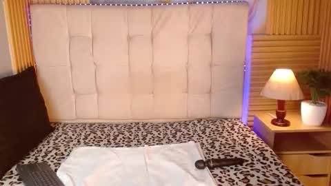 Snapshot of muriell303av chatting on 11/12/25, 04:13 muriell303av online show from 11/12/25, 04:13