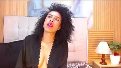 Snapshot of muriell303av chatting on 11/24/25, 03:50 muriell303av online show from 11/24/25, 03:50