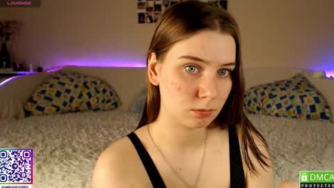 Snapshot of murrrworren chatting on 03/04/25, 01:38 Mira online show from 03/04/25, 01:38