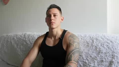 muscle_king_cum online show from 05/16/26, 02:49