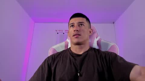 Muscle Man online show from 01/12/26, 01:05