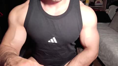 Snapshot of musclebredon chatting on 03/21/26, 08:56 BRENDON online show from 03/21/26, 08:56
