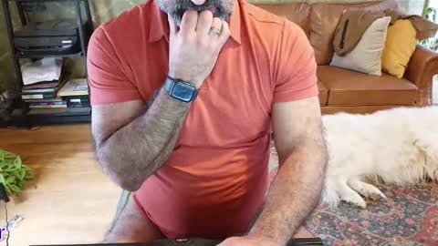 Snapshot of muscledadbear chatting on 12/04/25, 02:04 Jordan El Din online show from 12/04/25, 02:04