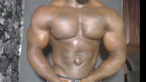 musclegod23 online show from 12/28/24, 03:04