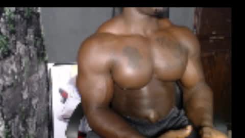 musclegod23 online show from 01/09/25, 10:52