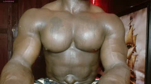 musclegod23 online show from 04/21/26, 01:42