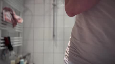 Snapshot of musclehair3 chatting on 02/03/25, 10:43 musclehair3 online show from 02/03/25, 10:43