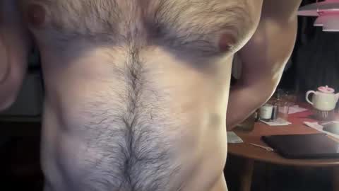 Snapshot of musclehair3 chatting on 02/11/26, 10:26 musclehair3 online show from 02/11/26, 10:26