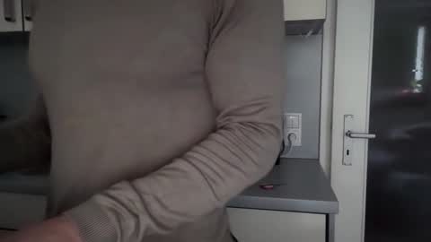 Snapshot of musclehair3 chatting on 02/20/26, 11:22 musclehair3 online show from 02/20/26, 11:22