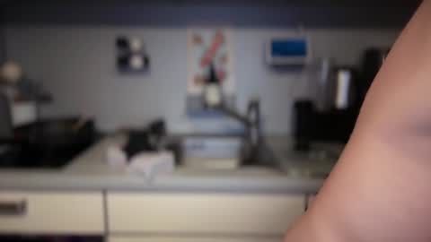 musclehair3 online show from 04/10/26, 09:52