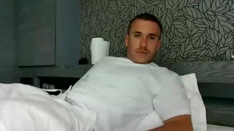 muscleshow00 online show from 03/05/26, 02:51