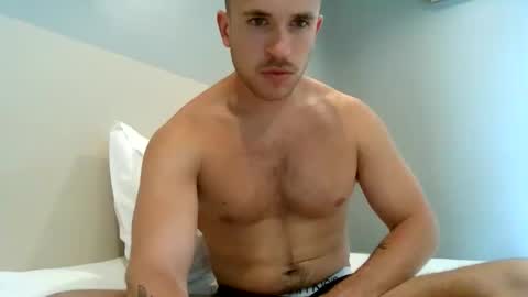 muscleshow00 online show from 03/10/26, 04:50