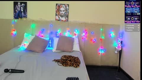 Snapshot of musclexxxbarbie chatting on 01/13/25, 04:28 Eva online show from 01/13/25, 04:28