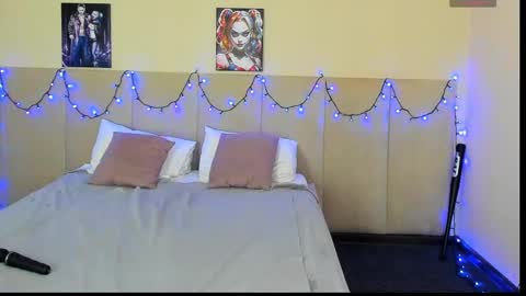 Snapshot of musclexxxbarbie chatting on 03/09/25, 11:03 Eva online show from 03/09/25, 11:03