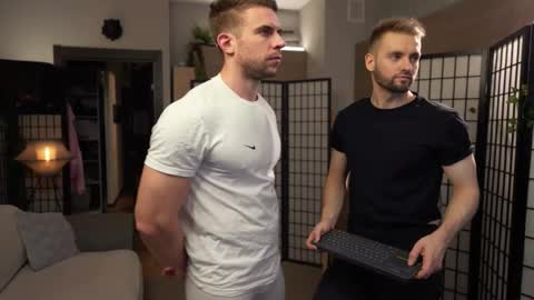 Ivan  online show from 11/25/25, 05:24