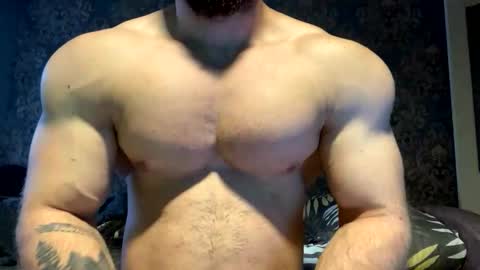 Snapshot of muscularjuggler chatting on 09/19/25, 02:13 muscularjuggler online show from 09/19/25, 02:13