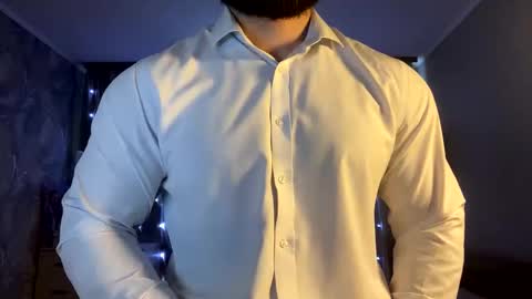 Snapshot of muscularjuggler chatting on 03/09/26, 01:42 muscularjuggler online show from 03/09/26, 01:42