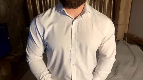 Snapshot of muscularjuggler chatting on 03/23/26, 04:11 muscularjuggler online show from 03/23/26, 04:11