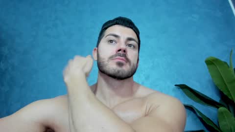 muscularmaster onlyfans online show from 02/04/25, 10:43