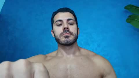Snapshot of muscularmaster chatting on 07/13/26, 09:06 muscularmaster onlyfans online show from 07/13/26, 09:06