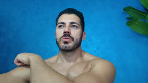 Snapshot of muscularmaster chatting on 07/28/26, 10:09 muscularmaster onlyfans online show from 07/28/26, 10:09