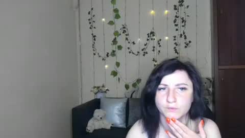 Jeneva online show from 05/31/26, 09:16