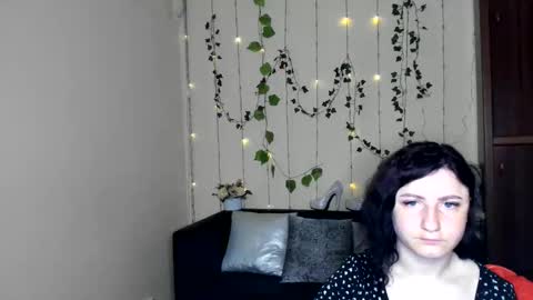 Snapshot of muse_kity_jeneva chatting on 06/11/26, 02:53 Jeneva online show from 06/11/26, 02:53