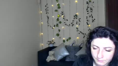 Snapshot of muse_kity_jeneva chatting on 06/15/26, 05:20 Jeneva online show from 06/15/26, 05:20