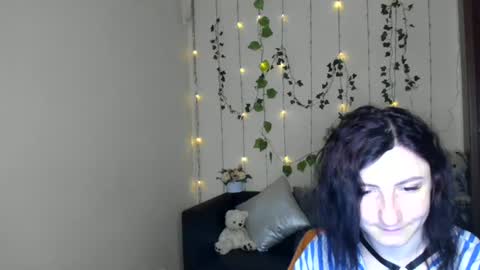 Snapshot of muse_kity_jeneva chatting on 06/16/26, 05:21 Jeneva online show from 06/16/26, 05:21