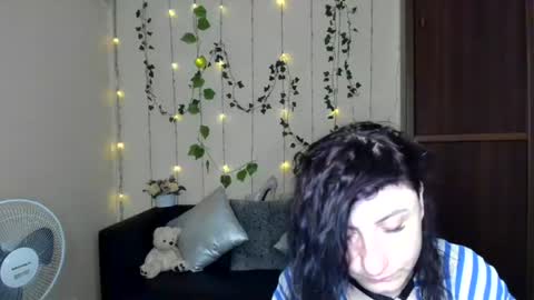 Snapshot of muse_kity_jeneva chatting on 06/17/26, 05:21 Jeneva online show from 06/17/26, 05:21