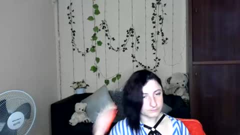 Snapshot of muse_kity_jeneva chatting on 06/18/26, 09:14 Jeneva online show from 06/18/26, 09:14