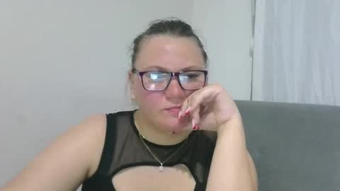 musechic_wild online show from 04/15/26, 08:20