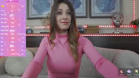 Luna  online show from 11/08/25, 05:23