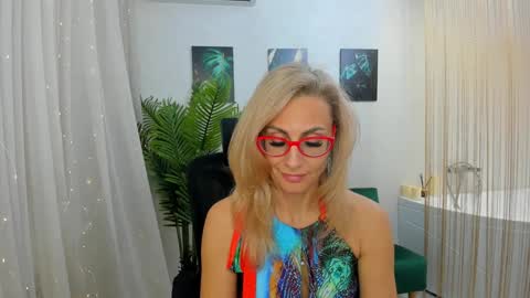 Diana online show from 02/02/25, 10:57