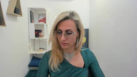 Diana online show from 03/05/25, 11:38